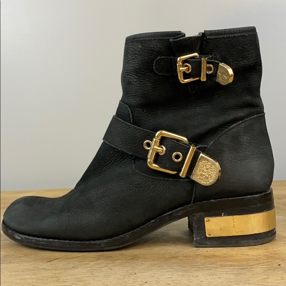 Vince camuto suede boots w/gold